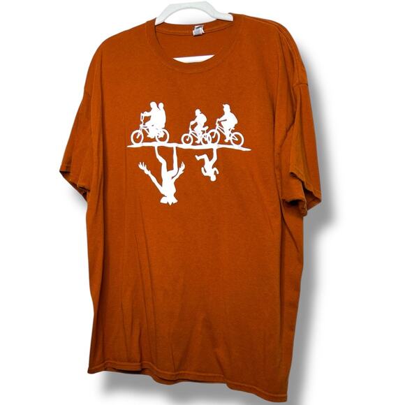 Men’s Stranger Things “The Upside Down” Graphic Tee Shirt 2XL - Picture 1 of 7